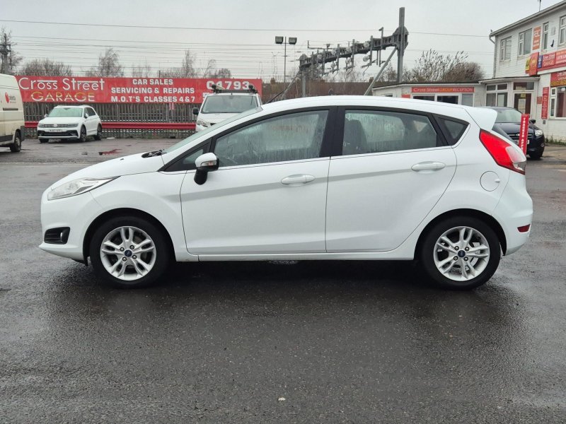 FORD FIESTA