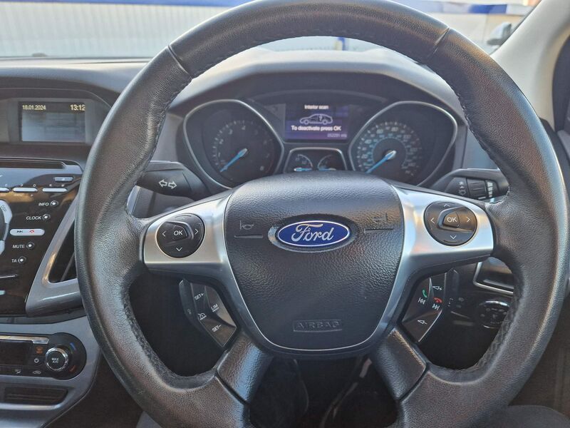 FORD FOCUS