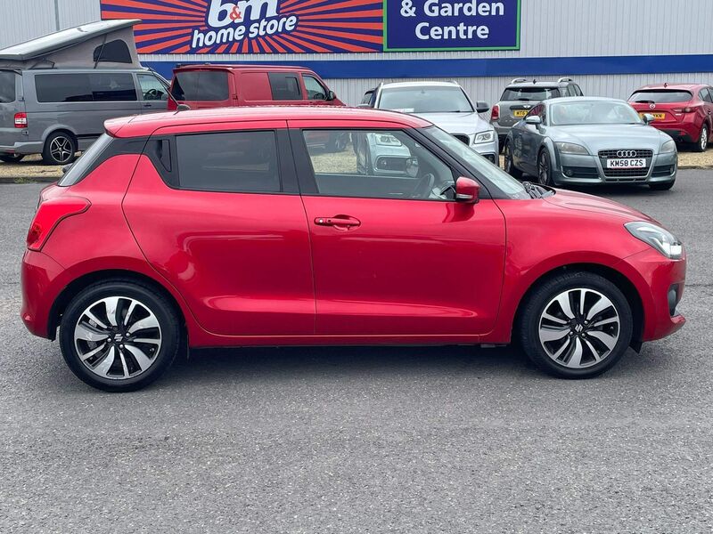SUZUKI SWIFT