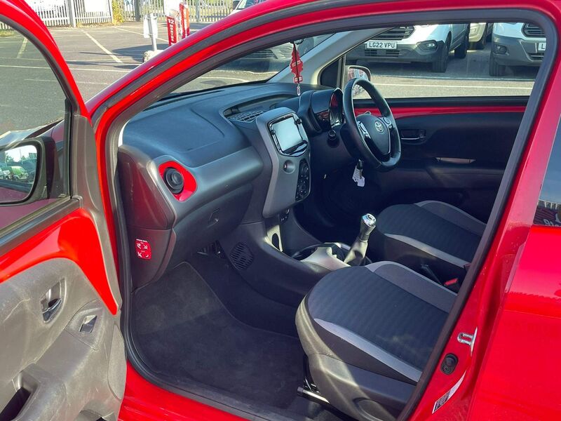 TOYOTA AYGO