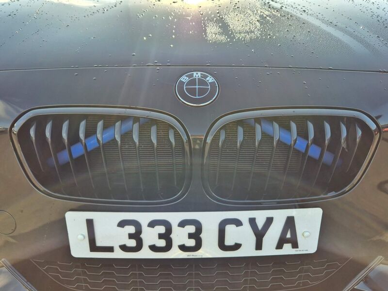 BMW 1 SERIES