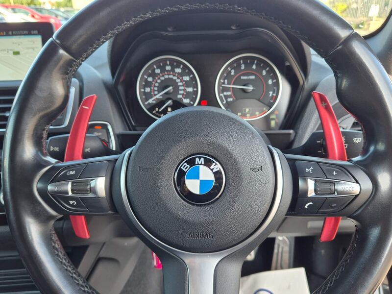 BMW 1 SERIES
