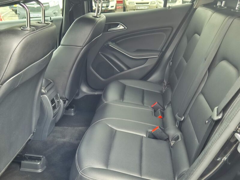 MERCEDES-BENZ GLA CLASS