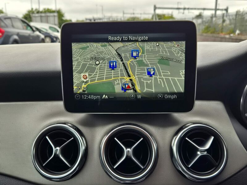 MERCEDES-BENZ GLA CLASS
