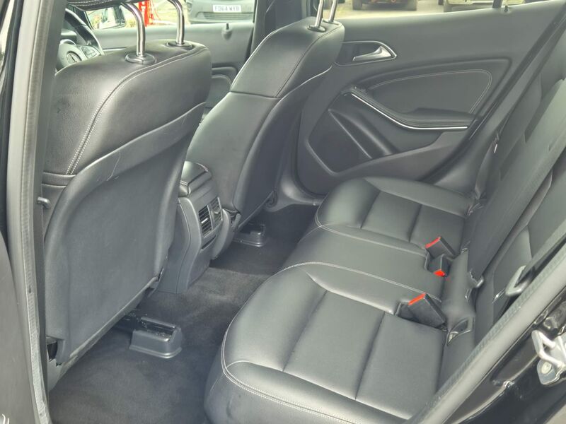 MERCEDES-BENZ GLA CLASS
