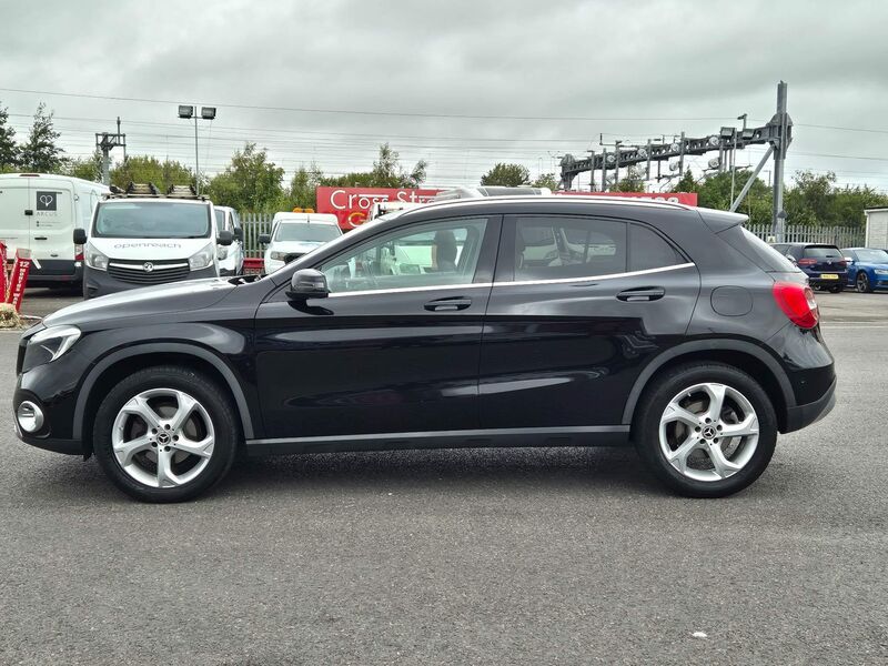 MERCEDES-BENZ GLA CLASS