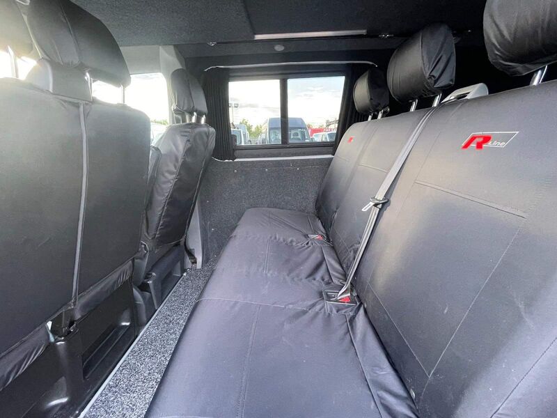 VOLKSWAGEN TRANSPORTER