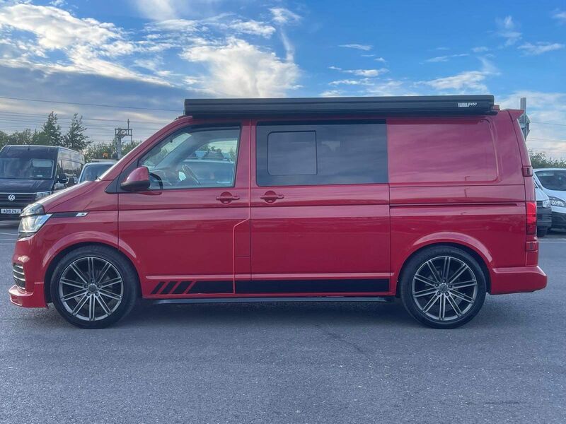 VOLKSWAGEN TRANSPORTER