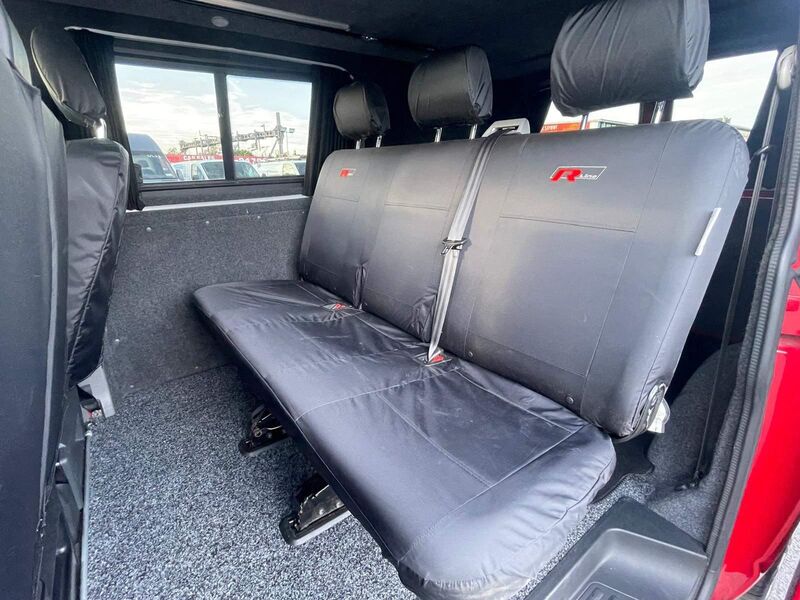 VOLKSWAGEN TRANSPORTER