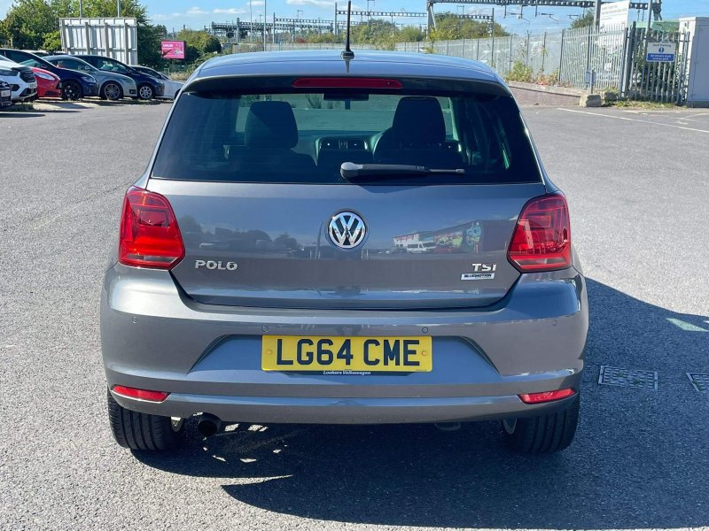 VOLKSWAGEN POLO