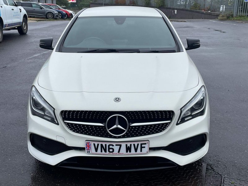 MERCEDES-BENZ CLA