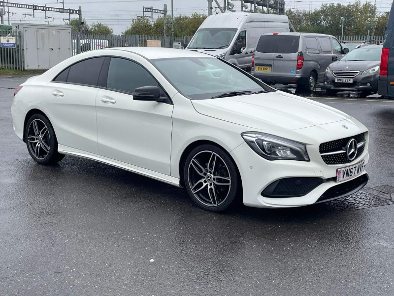 MERCEDES-BENZ CLA