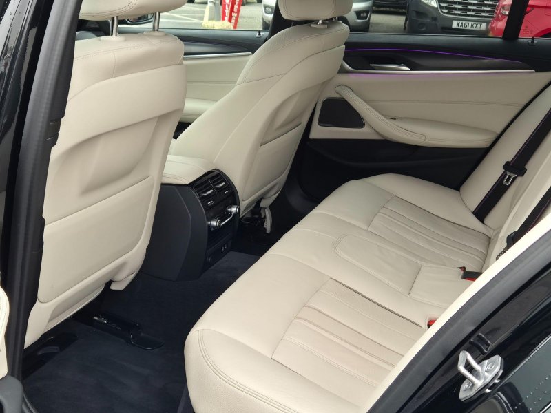 BMW 5 SERIES