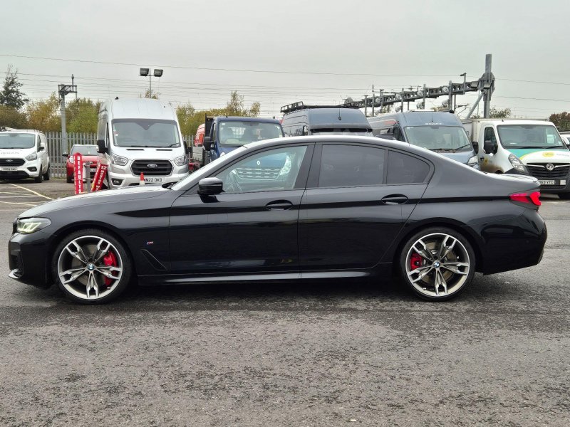 BMW 5 SERIES