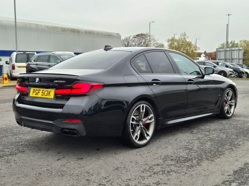 BMW 5 SERIES