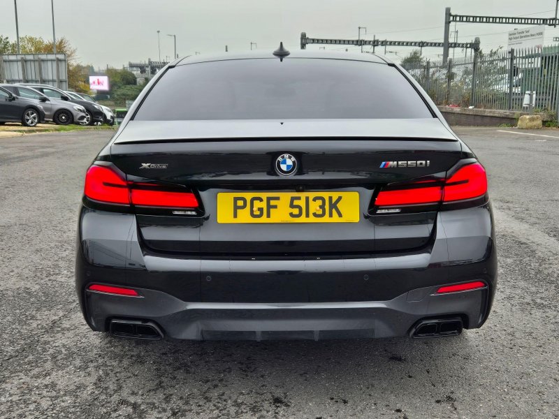 BMW 5 SERIES