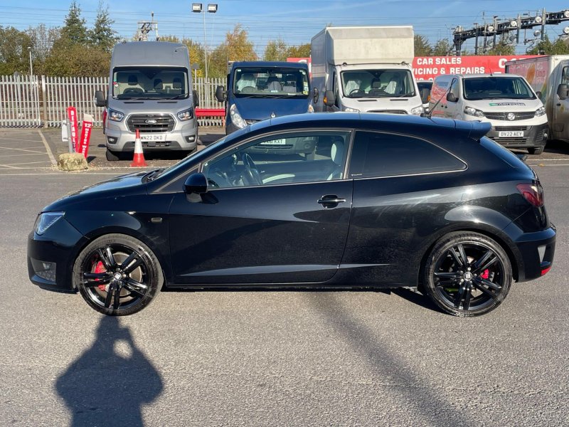 SEAT IBIZA