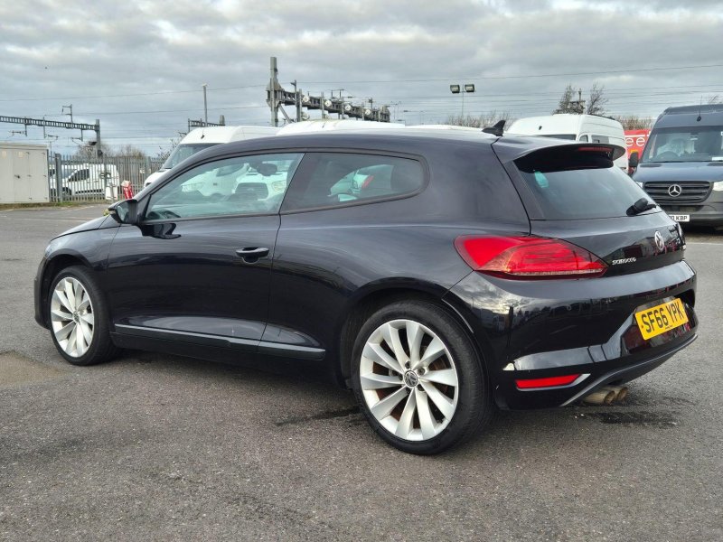 VOLKSWAGEN SCIROCCO