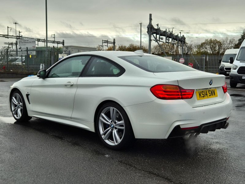 BMW 4 SERIES