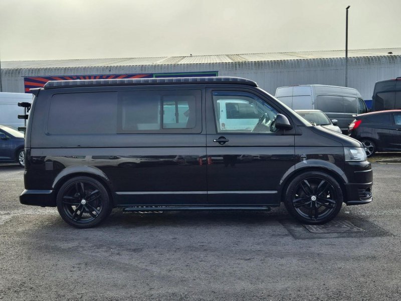 VOLKSWAGEN TRANSPORTER