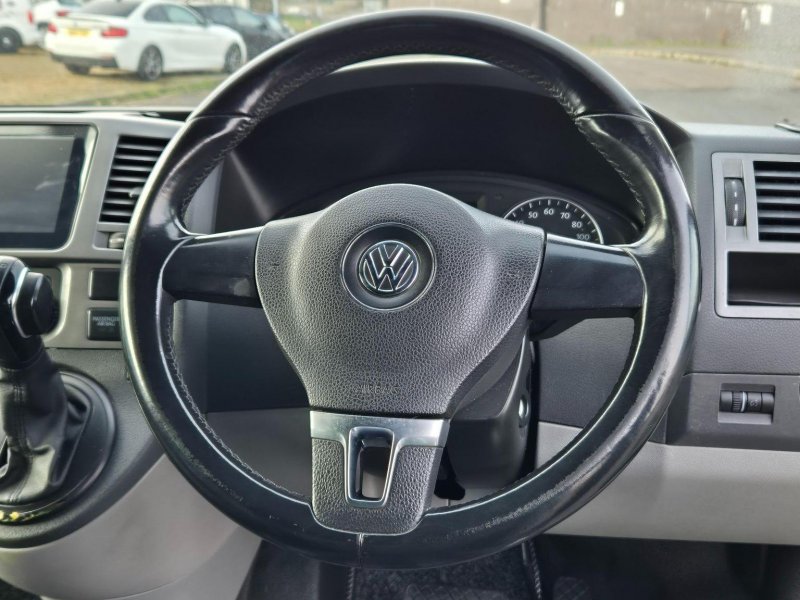 VOLKSWAGEN TRANSPORTER